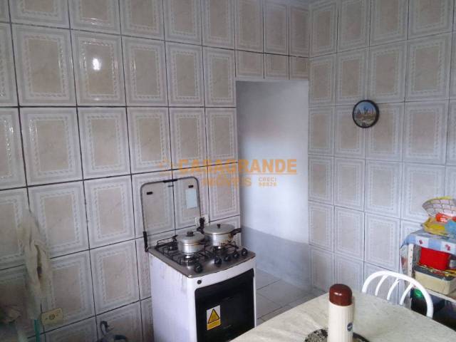Casa para Venda em São José dos Campos - 4