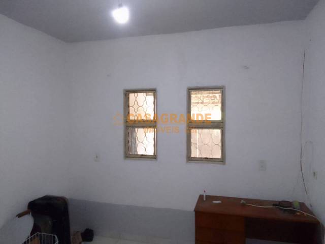 Casa para Venda em São José dos Campos - 5
