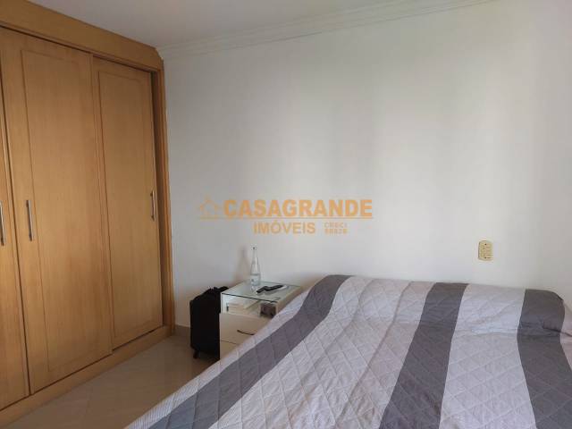 Apartamento para Venda em São José dos Campos - 4