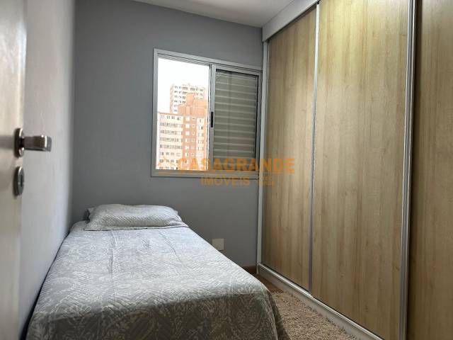 Apartamento para Venda em São José dos Campos - 4