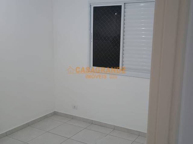 Apartamento para Venda em São José dos Campos - 4