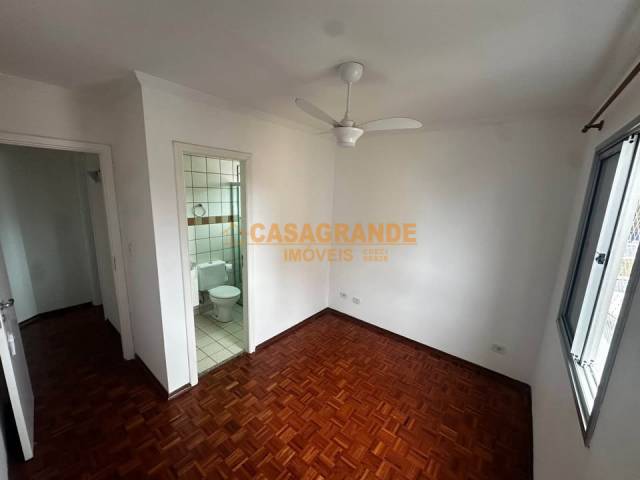 Apartamento para Venda em São José dos Campos - 4