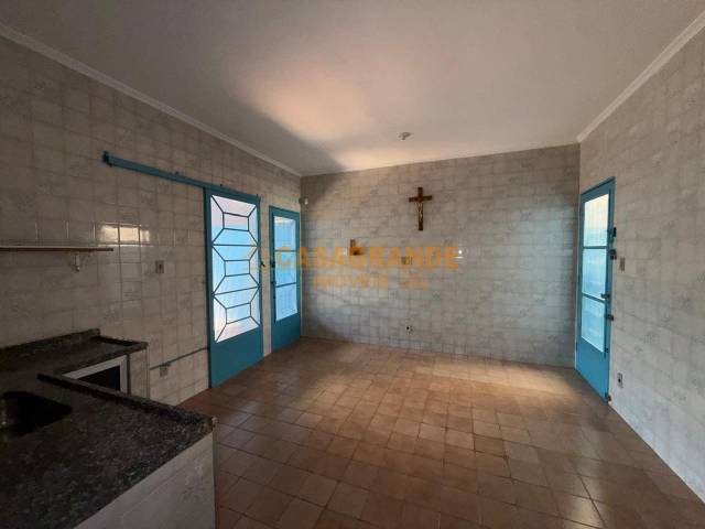 Casa para Venda em São José dos Campos - 5