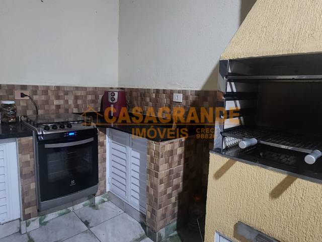 Casa para Venda em São José dos Campos - 5