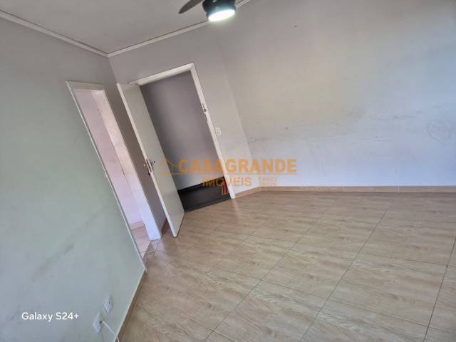 Apartamento para Venda em São José dos Campos - 4
