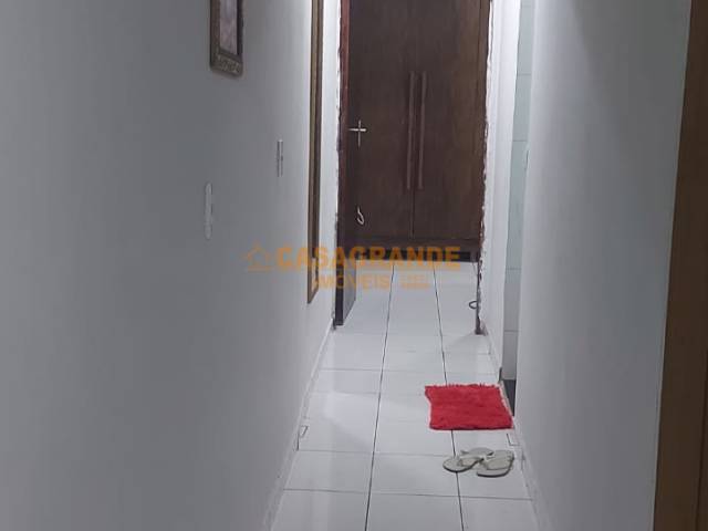 Casa para Venda em São José dos Campos - 5