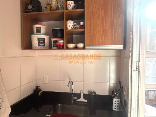 Casa para Venda em São José dos Campos - 4