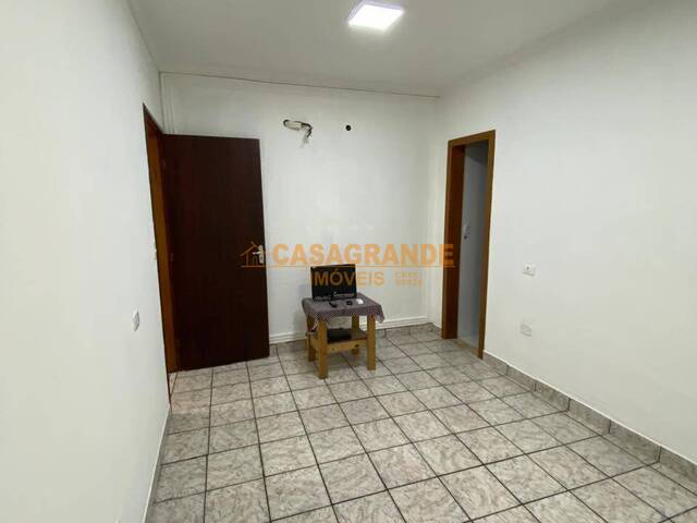 Casa para Venda em São José dos Campos - 5