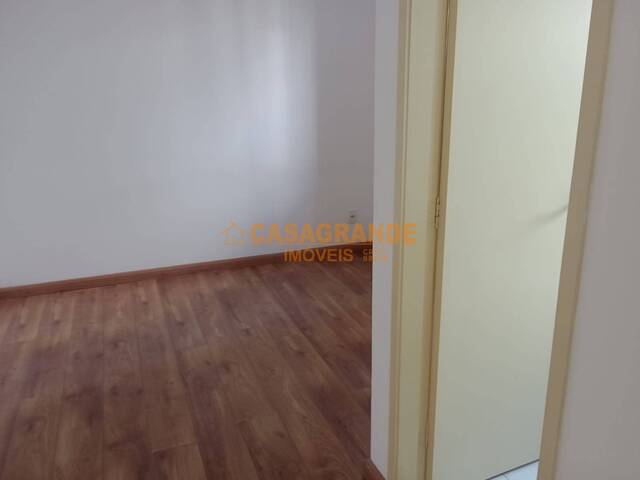 Apartamento para Locação em São José dos Campos - 4