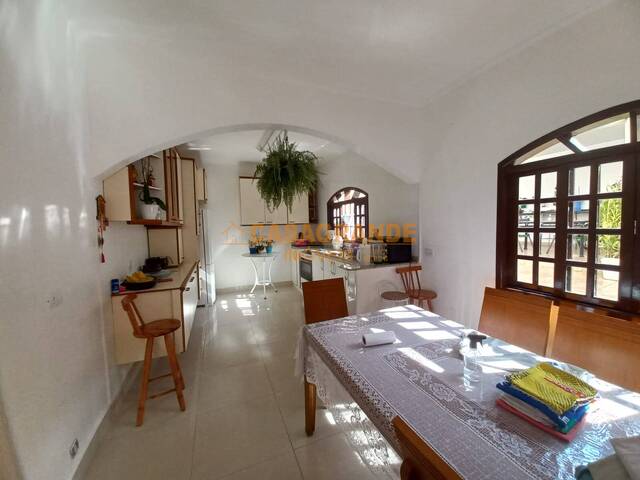 Casa para Venda em São José dos Campos - 5