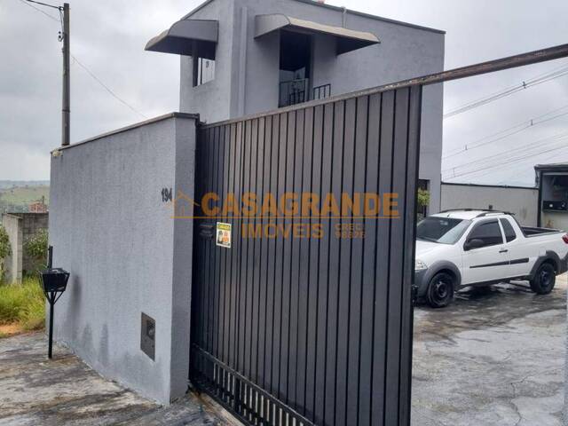 Casa para Venda em São José dos Campos - 4