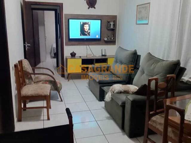 Chácara para Venda em São José dos Campos - 4