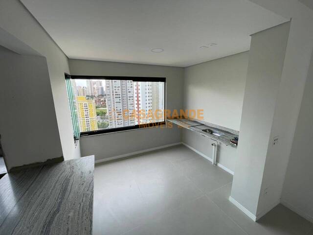 Apartamento para Venda em São José dos Campos - 4