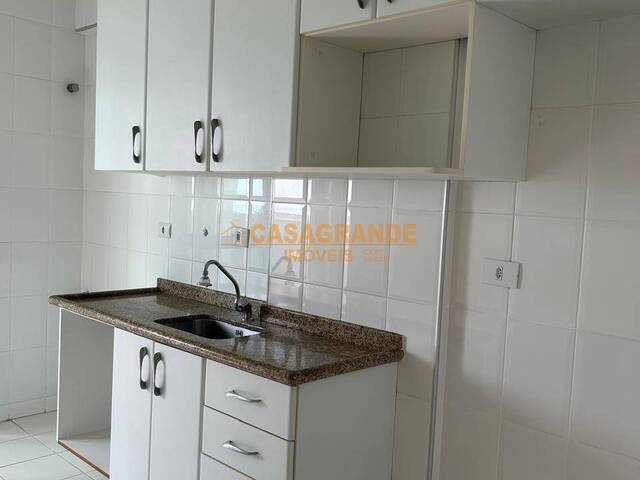 Apartamento para Locação em São José dos Campos - 4