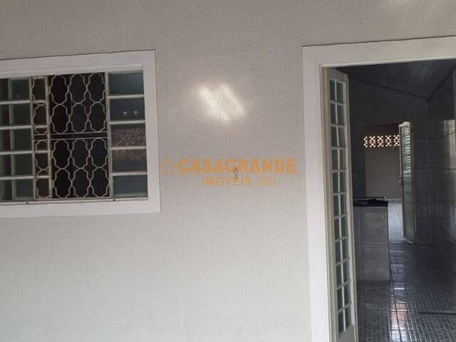 #13416 - Casa para Venda em São José dos Campos - SP - 3