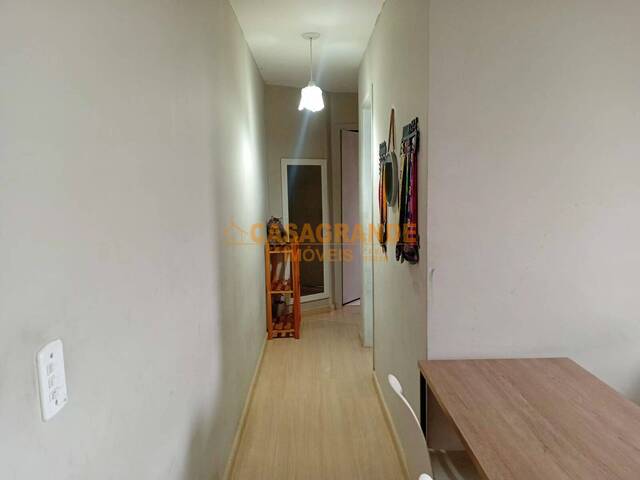 Apartamento para Venda em Jacareí - 5