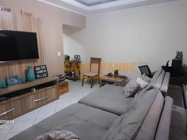 Casa para Venda em São José dos Campos - 5