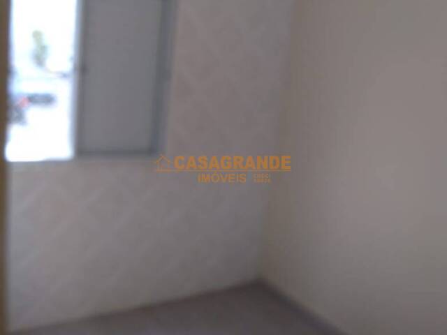 Apartamento para Venda em São José dos Campos - 4