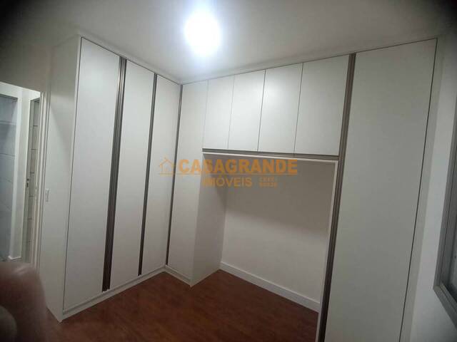Apartamento para Locação em São José dos Campos - 4
