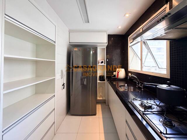 Apartamento para Venda em São José dos Campos - 2