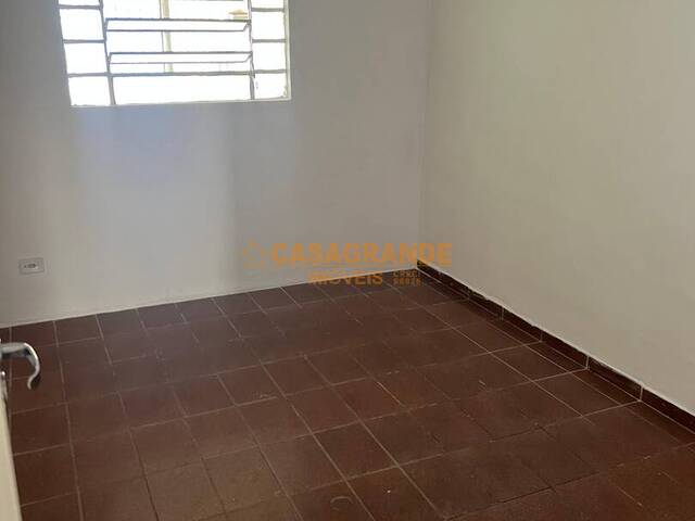 Casa para Locação em São José dos Campos - 4