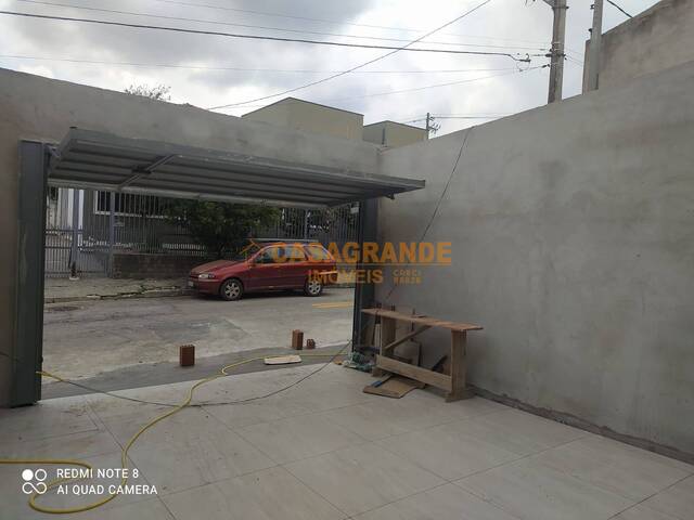 Casa para Venda em São José dos Campos - 5