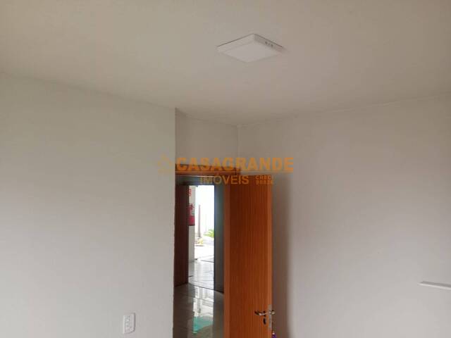 Apartamento para Venda em São José dos Campos - 4