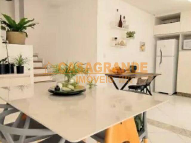 Casa para Venda em São José dos Campos - 5