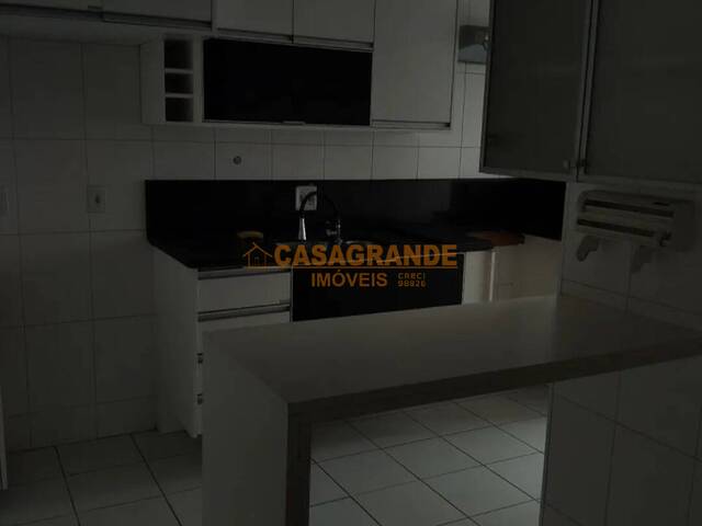 Apartamento para Venda em São José dos Campos - 4