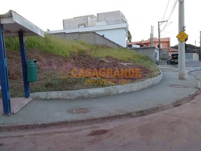 Área para Venda em São José dos Campos - 4