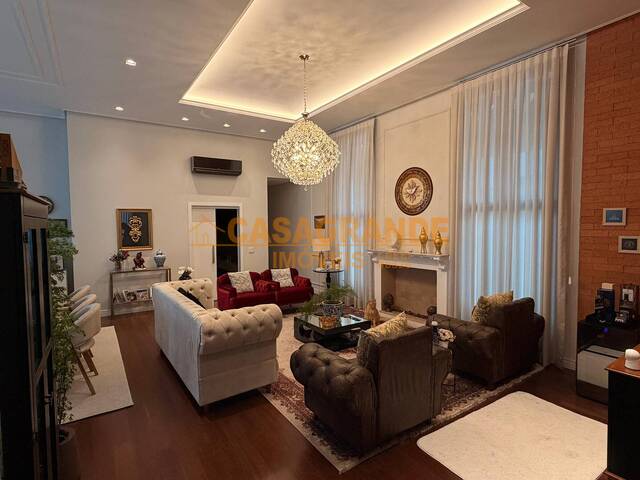 Casa para Venda em São José dos Campos - 5