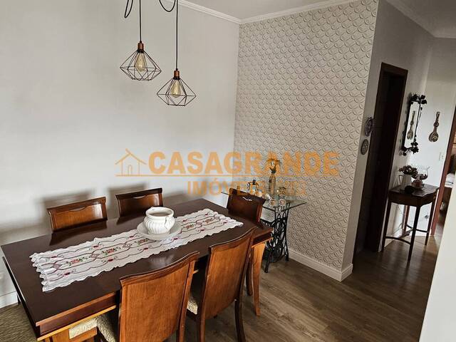 Apartamento para Venda em São José dos Campos - 4