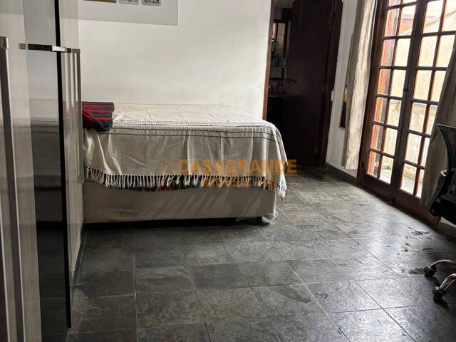 Casa para Venda em São José dos Campos - 5