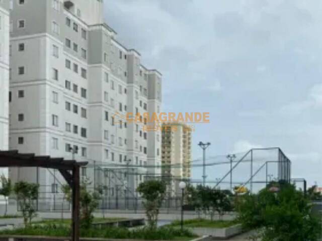 Apartamento para Venda em São José dos Campos - 4