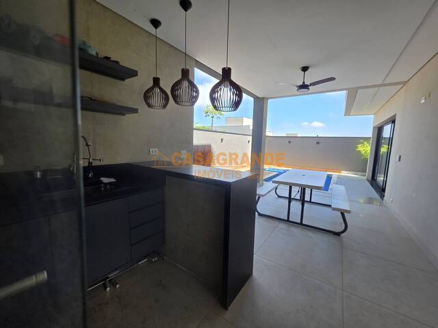 Casa para Venda em São José dos Campos - 5