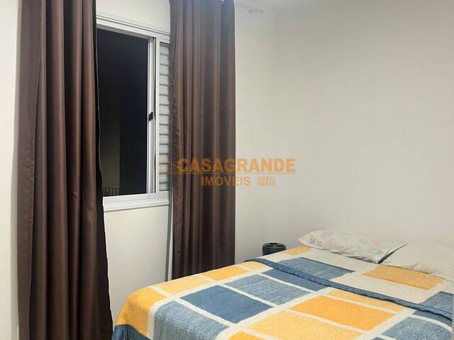 Apartamento para Venda em São José dos Campos - 4
