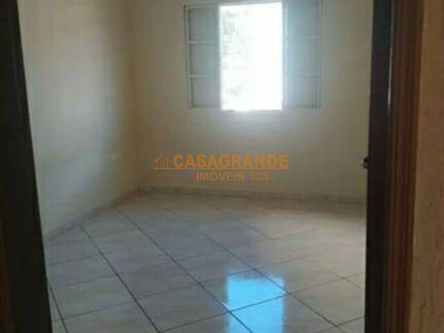 Casa para Locação em São José dos Campos - 5