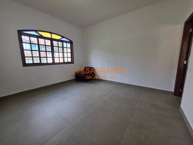 Casa para Locação em São José dos Campos - 4