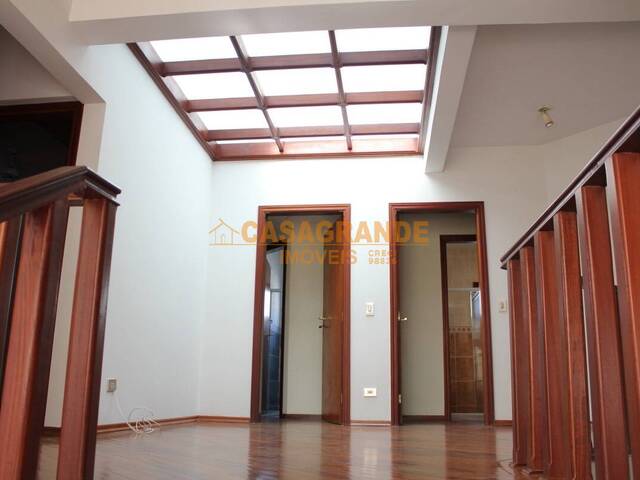 Casa para Venda em São José dos Campos - 5