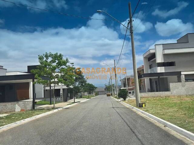 Área para Venda em São José dos Campos - 4