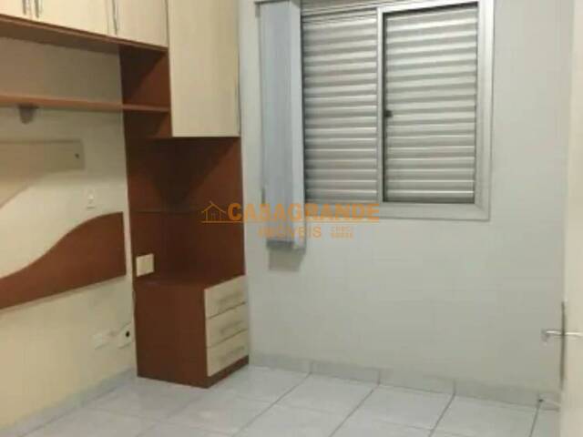 Apartamento para Venda em São José dos Campos - 5
