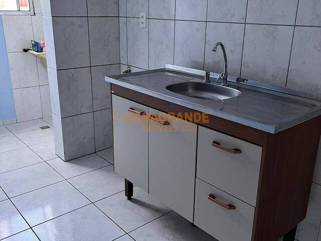 Apartamento para Venda em São José dos Campos - 4