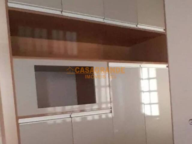 Casa para Venda em São José dos Campos - 5