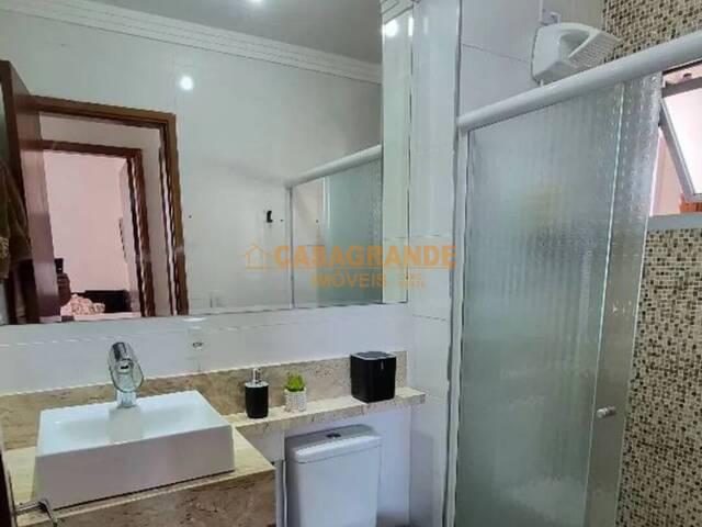Apartamento para Venda em São José dos Campos - 5