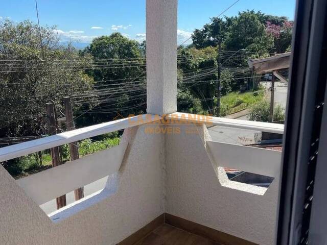 Casa para Venda em São José dos Campos - 4