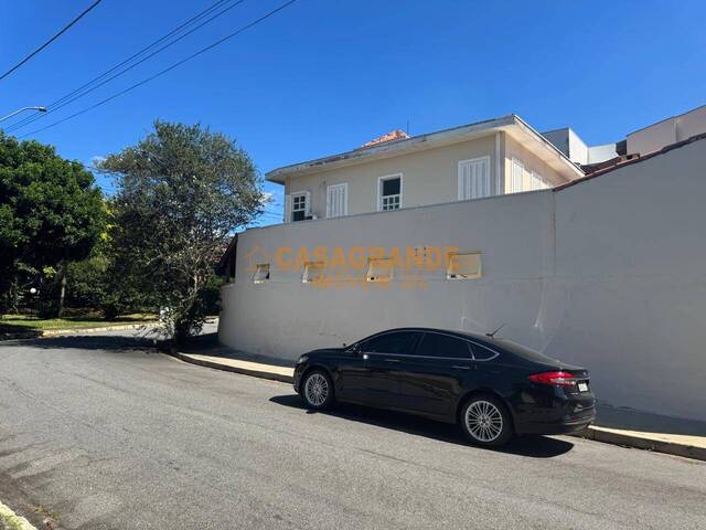 Casa para Venda em São José dos Campos - 4