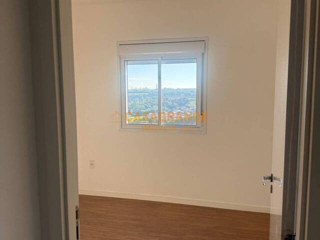 Apartamento para Locação em São José dos Campos - 4