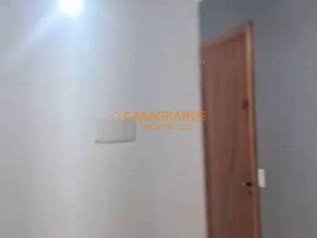 Apartamento para Venda em São José dos Campos - 5