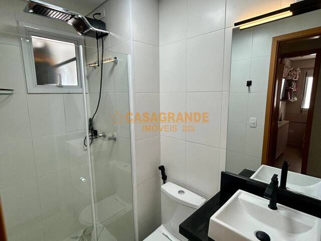 Apartamento para Venda em São José dos Campos - 4