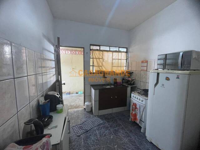 Casa para Venda em São José dos Campos - 5